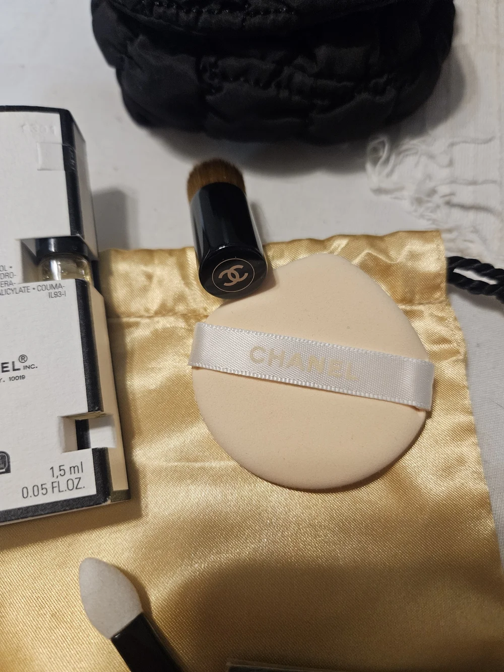 CHANEL bundle brushes